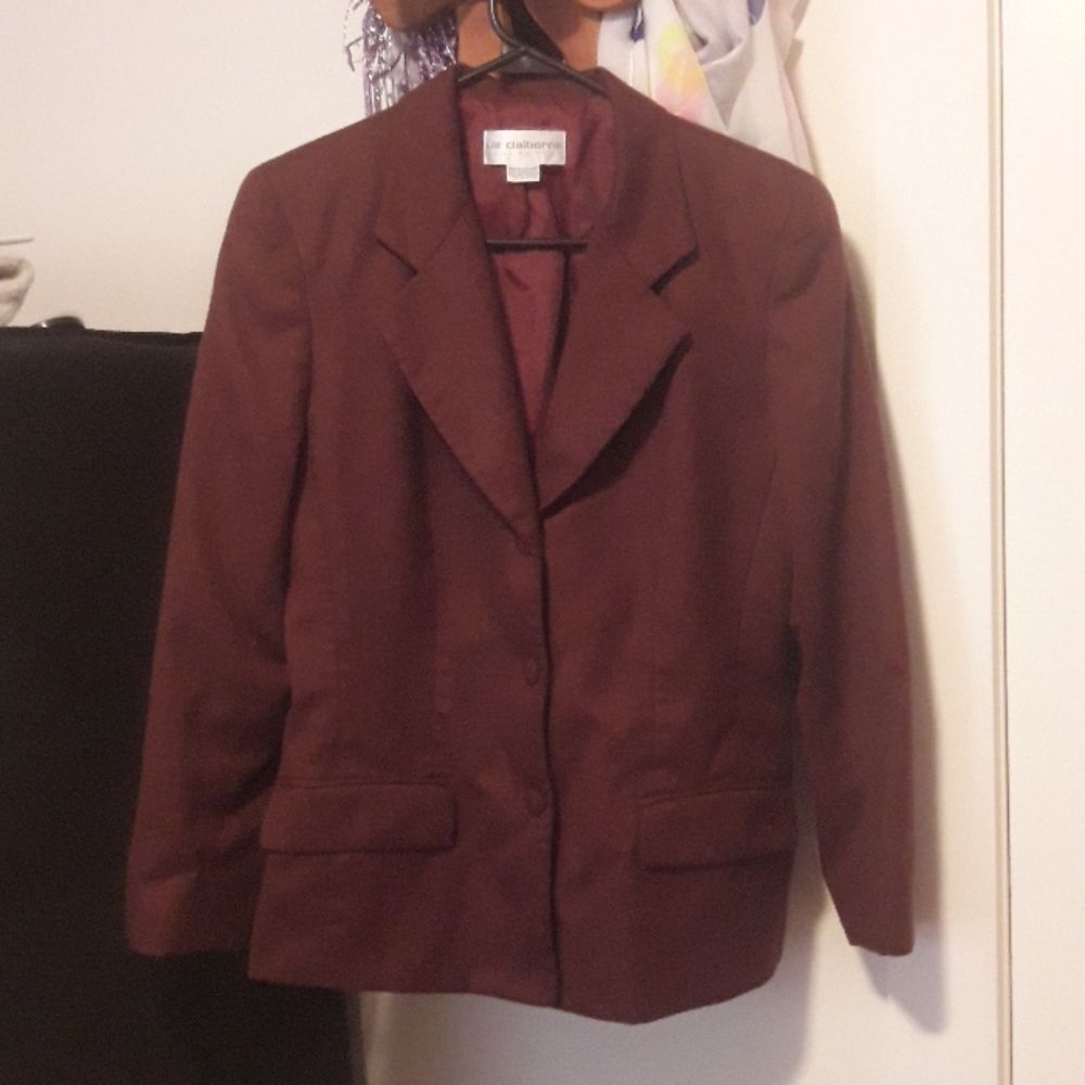 sz 10 Liz Claiborne 100% Wool suit jacket burgundy